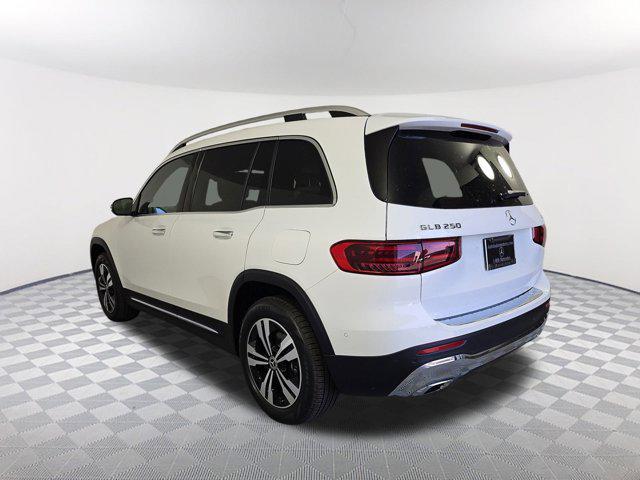 new 2025 Mercedes-Benz GLB 250 car, priced at $50,110