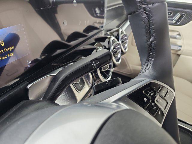 new 2025 Mercedes-Benz GLB 250 car, priced at $50,110
