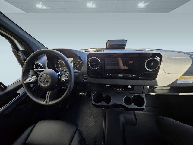 new 2025 Mercedes-Benz Sprinter 2500 car, priced at $67,846