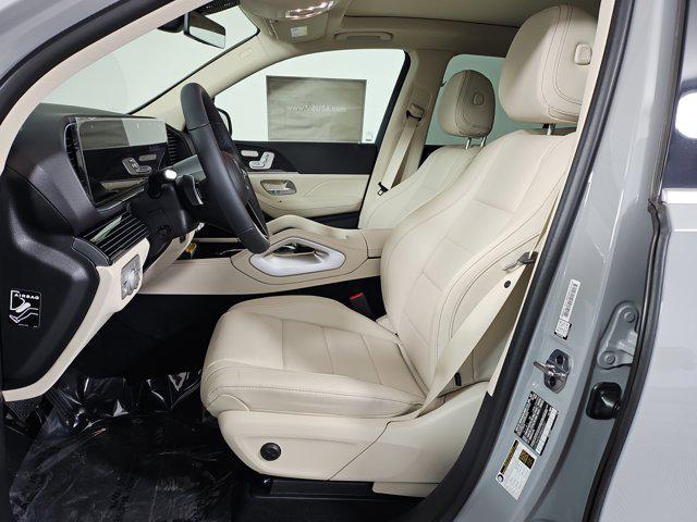 new 2025 Mercedes-Benz GLE 350 car, priced at $70,115