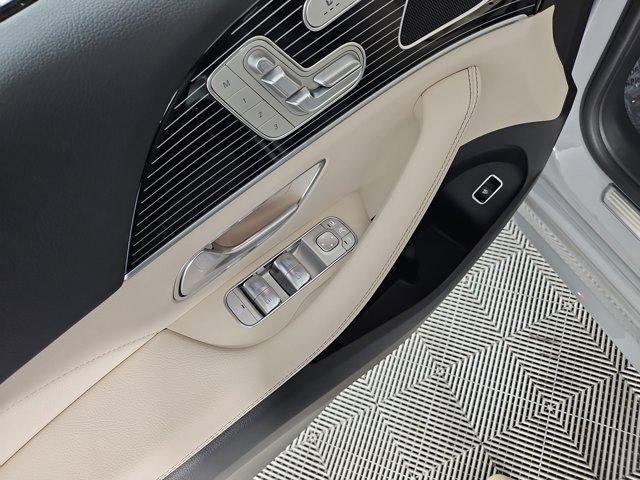 new 2025 Mercedes-Benz GLE 350 car, priced at $70,115