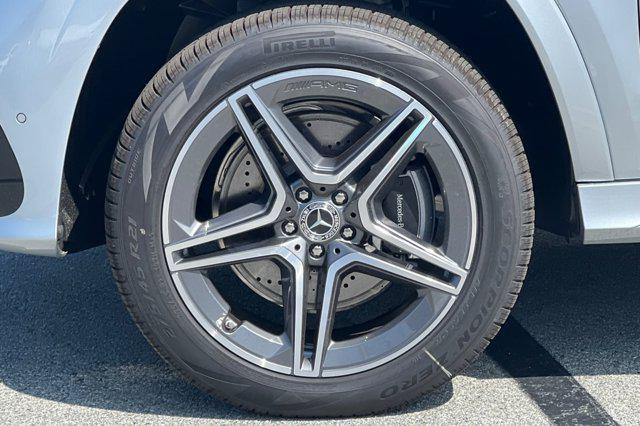 new 2025 Mercedes-Benz GLS 450 car, priced at $95,365
