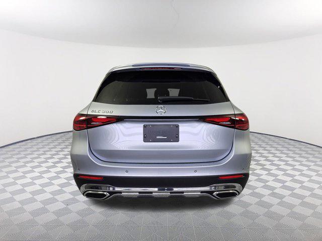 new 2025 Mercedes-Benz GLC 300 car, priced at $54,255
