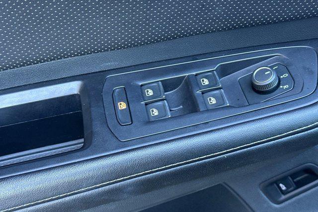 used 2024 Volkswagen Atlas car, priced at $27,499