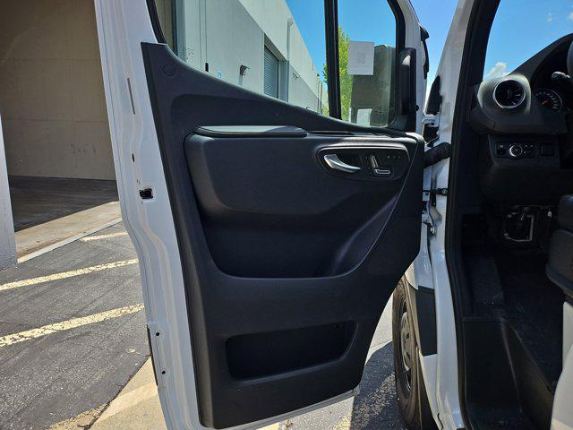 new 2025 Mercedes-Benz Sprinter 2500 car, priced at $82,824
