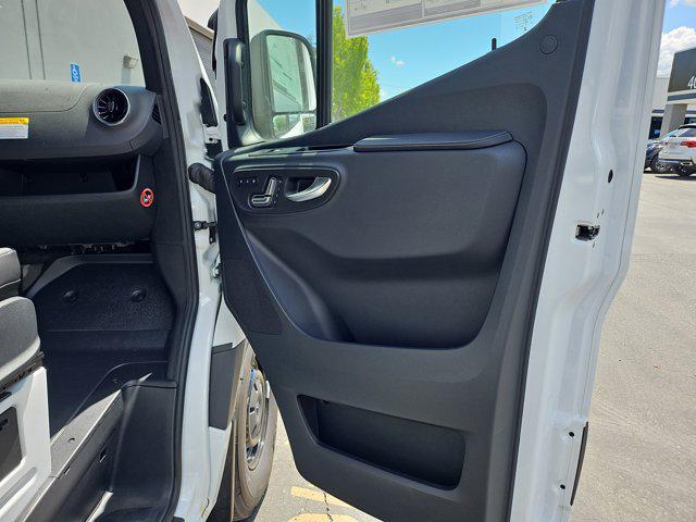 new 2025 Mercedes-Benz Sprinter 2500 car, priced at $82,824