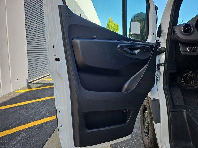 new 2025 Mercedes-Benz Sprinter 2500 car, priced at $68,422