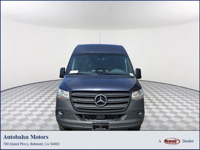 new 2025 Mercedes-Benz Sprinter 2500 car, priced at $69,784
