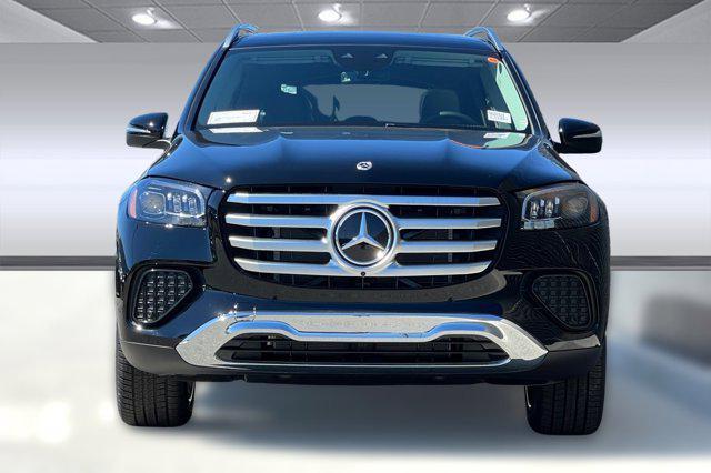 new 2026 Mercedes-Benz GLS 450 car, priced at $93,185