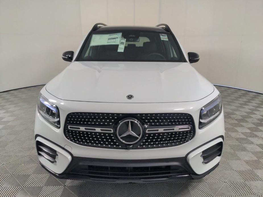 new 2024 Mercedes-Benz GLB 250 car, priced at $54,165