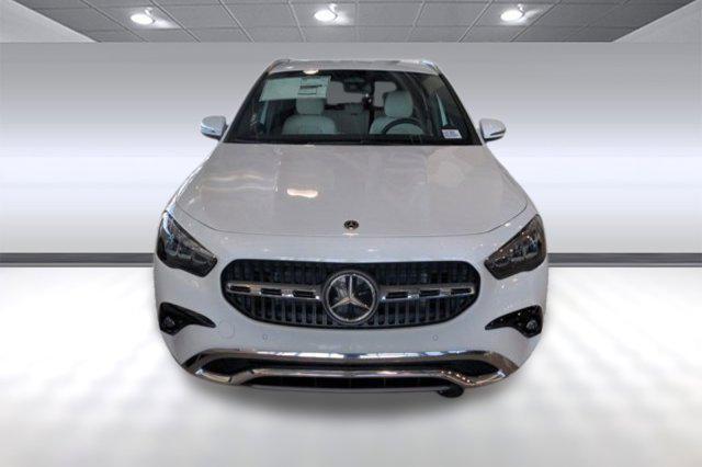 new 2025 Mercedes-Benz GLA 250 car, priced at $45,715