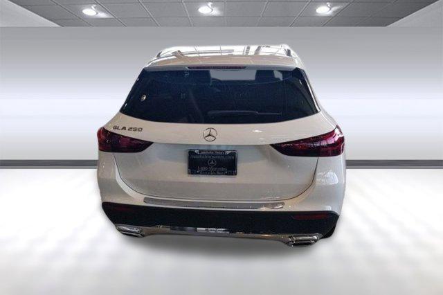 new 2025 Mercedes-Benz GLA 250 car, priced at $45,715
