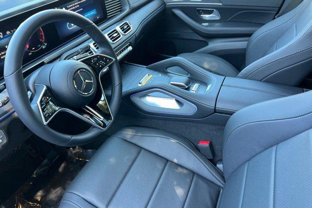 new 2025 Mercedes-Benz GLS 450 car, priced at $91,945