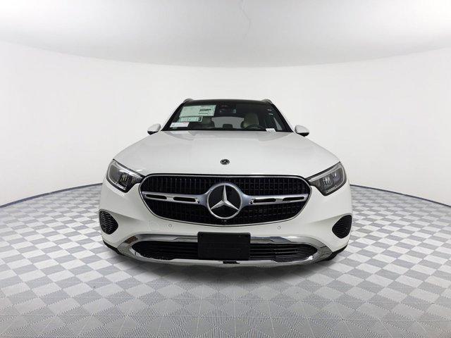 new 2025 Mercedes-Benz GLC 300 car, priced at $52,350