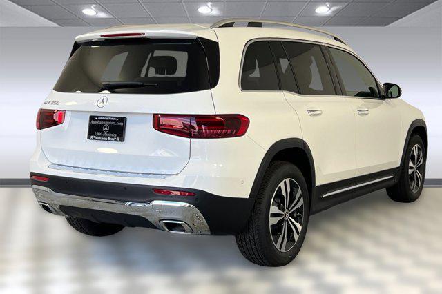 new 2025 Mercedes-Benz GLB 250 car, priced at $47,145