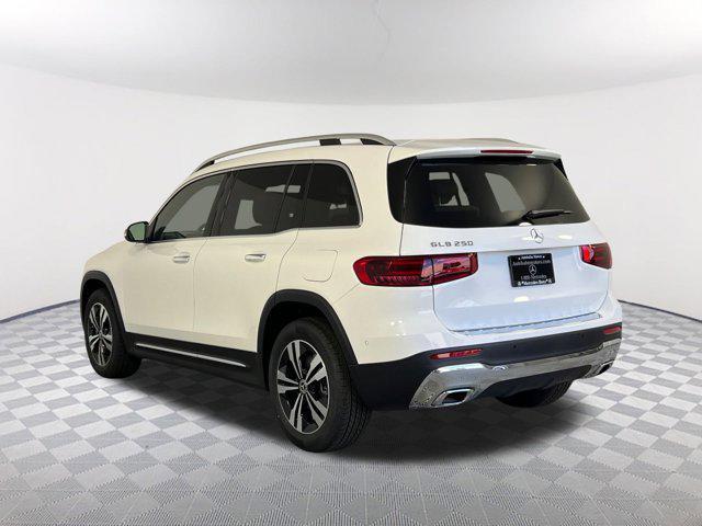 new 2025 Mercedes-Benz GLB 250 car, priced at $47,145