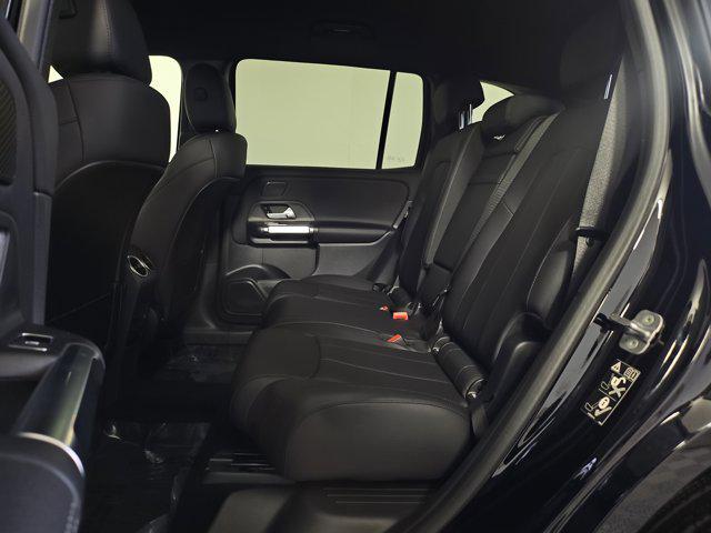 new 2025 Mercedes-Benz GLB 250 car, priced at $51,610