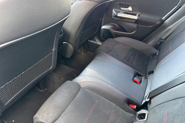 new 2025 Mercedes-Benz GLA 250 car, priced at $51,825