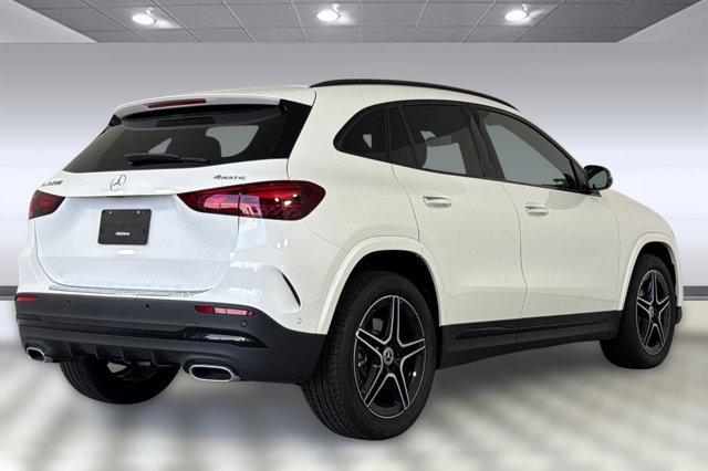 new 2025 Mercedes-Benz GLA 250 car, priced at $51,825