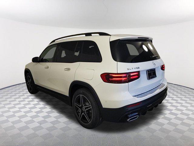 new 2024 Mercedes-Benz GLB 250 car, priced at $52,255