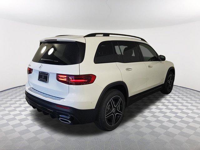 new 2024 Mercedes-Benz GLB 250 car, priced at $52,255