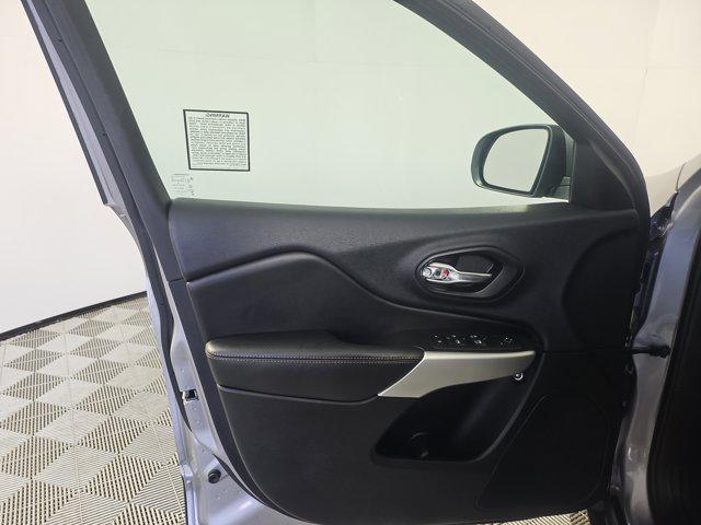 used 2018 Jeep Cherokee car, priced at $12,999