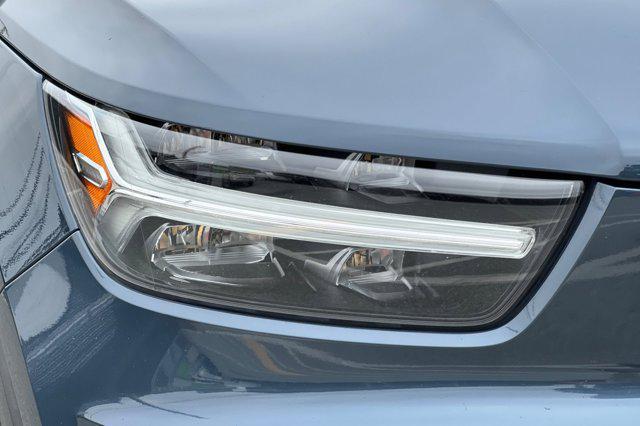 used 2019 Volvo XC40 car, priced at $20,999
