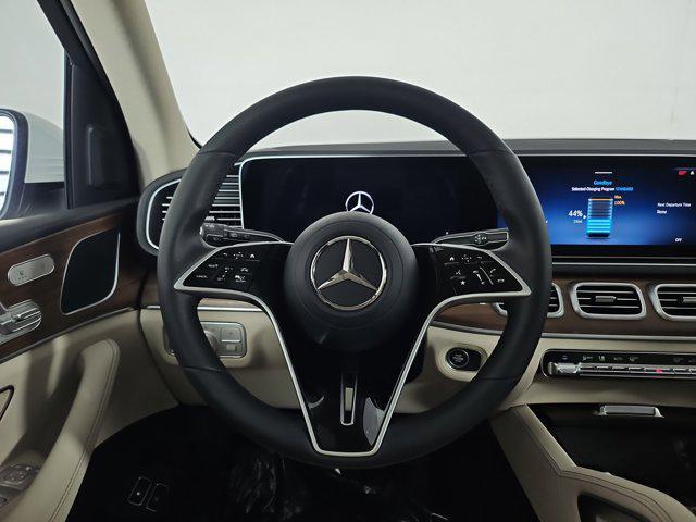 new 2025 Mercedes-Benz GLE 450e car, priced at $76,305