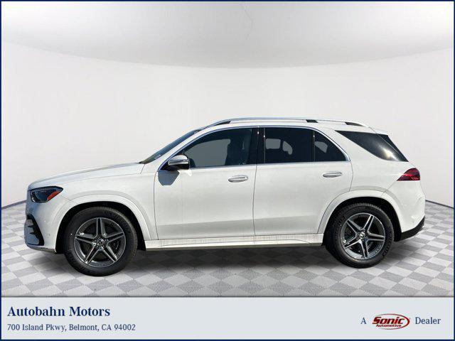 new 2025 Mercedes-Benz GLE 580 car, priced at $90,545