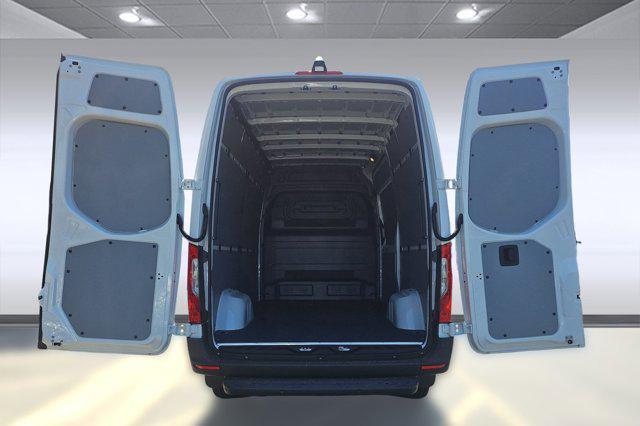 new 2025 Mercedes-Benz Sprinter 2500 car, priced at $67,846