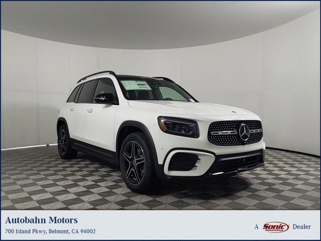 new 2024 Mercedes-Benz GLB 250 car, priced at $52,690