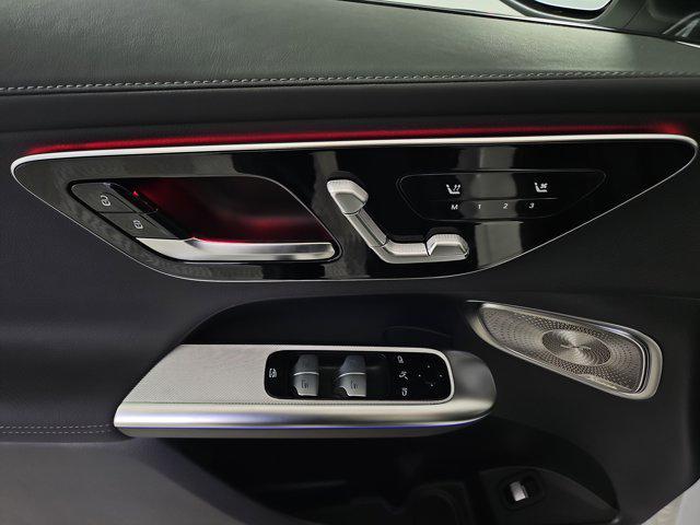 new 2025 Mercedes-Benz GLC 300 car, priced at $58,495