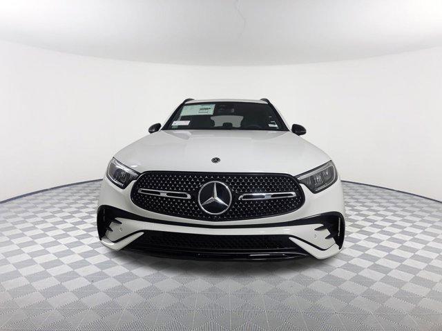 new 2025 Mercedes-Benz GLC 300 car, priced at $58,495