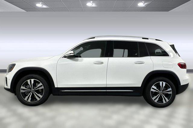 new 2025 Mercedes-Benz GLB 250 car, priced at $49,595