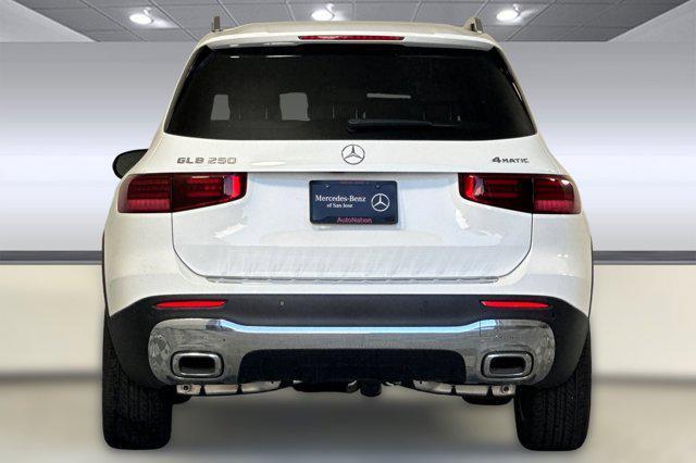 new 2025 Mercedes-Benz GLB 250 car, priced at $49,595