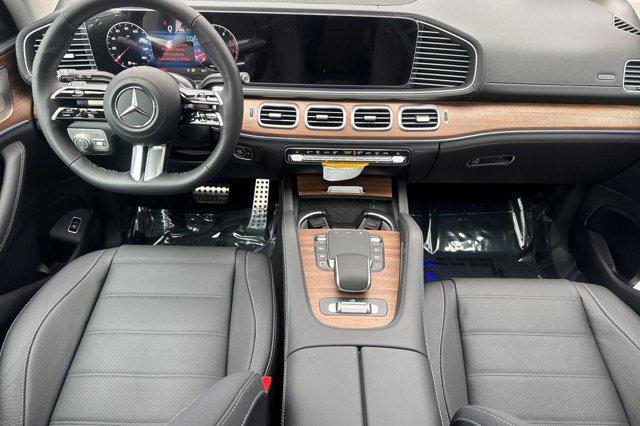 new 2026 Mercedes-Benz GLS 450 car, priced at $106,255