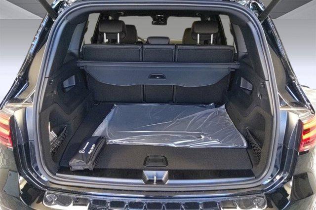 new 2024 Mercedes-Benz GLB 250 car, priced at $52,600