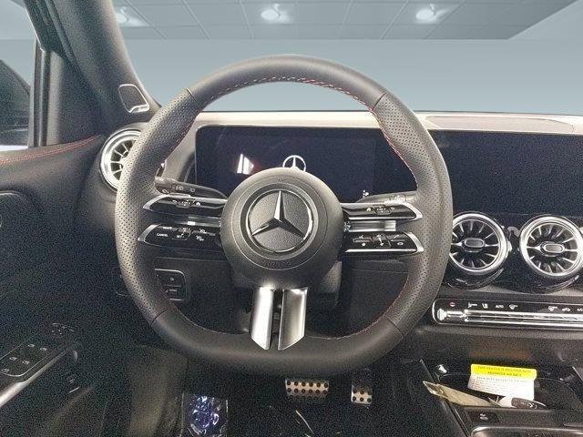 new 2024 Mercedes-Benz GLB 250 car, priced at $52,600