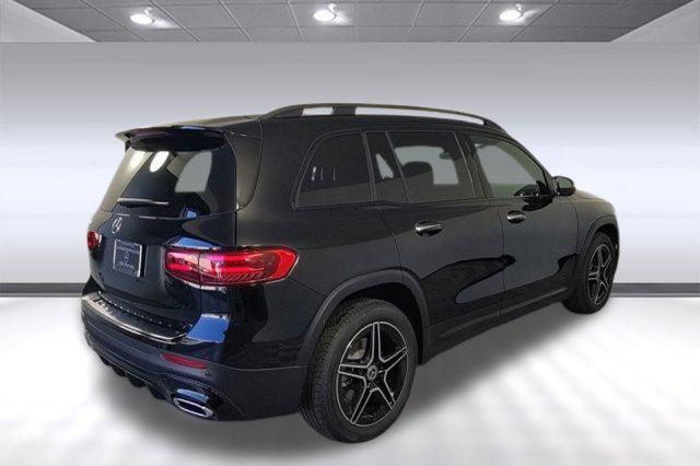 new 2024 Mercedes-Benz GLB 250 car, priced at $52,600