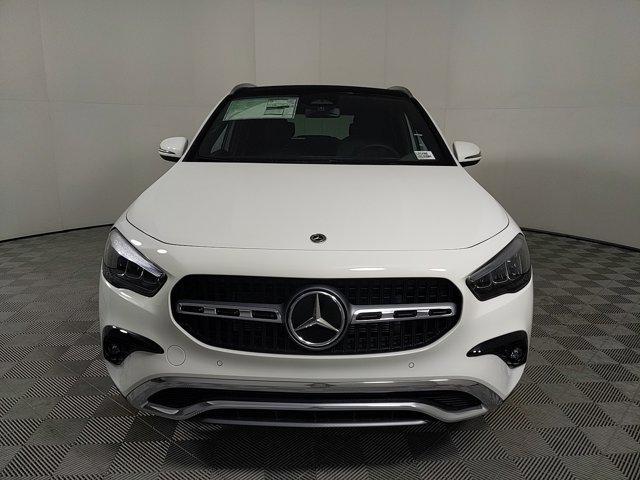 new 2025 Mercedes-Benz GLA 250 car, priced at $46,015