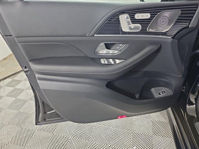 new 2025 Mercedes-Benz AMG GLE 63 car, priced at $139,055