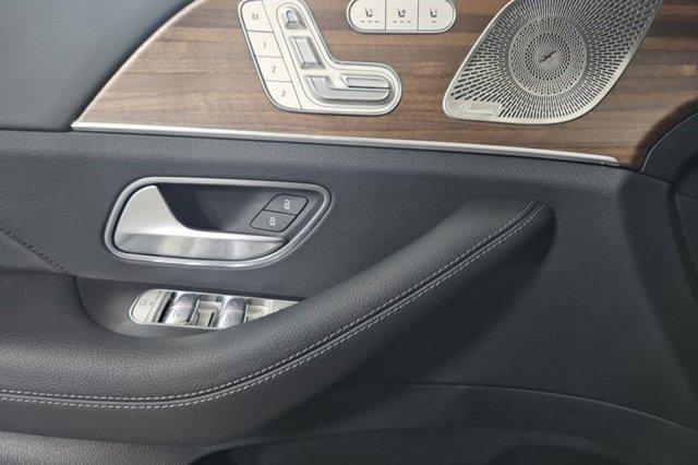 new 2025 Mercedes-Benz GLE 350 car, priced at $68,725