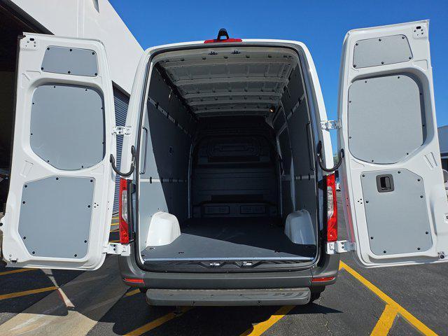 new 2025 Mercedes-Benz Sprinter 2500 car, priced at $67,846