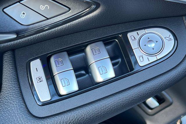 used 2022 Mercedes-Benz GLC 300 car, priced at $31,888