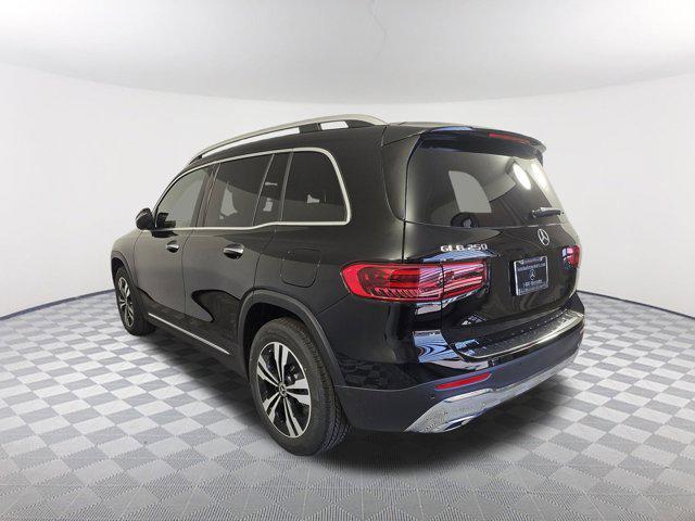 new 2025 Mercedes-Benz GLB 250 car, priced at $50,110