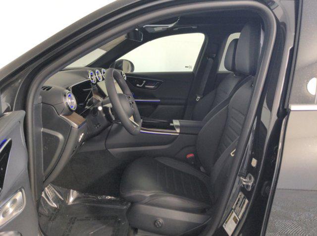 new 2025 Mercedes-Benz GLC 300 car, priced at $60,585