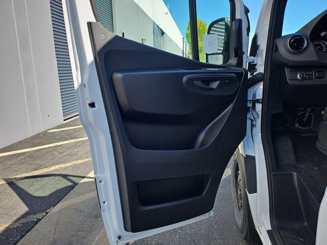 new 2025 Mercedes-Benz Sprinter 2500 car, priced at $71,104
