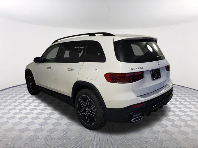 new 2024 Mercedes-Benz GLB 250 car, priced at $52,300
