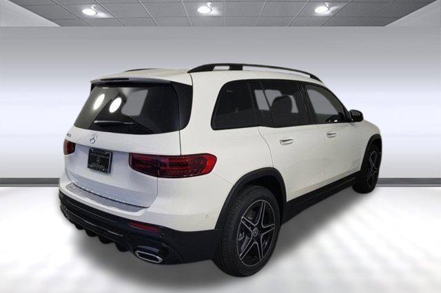 new 2024 Mercedes-Benz GLB 250 car, priced at $52,300