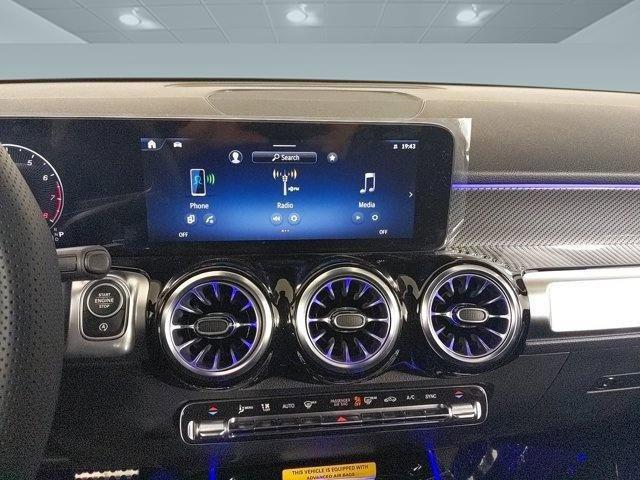 new 2024 Mercedes-Benz GLB 250 car, priced at $52,300